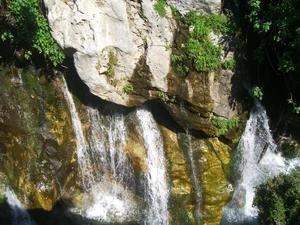 водопады..ущелье..Крит